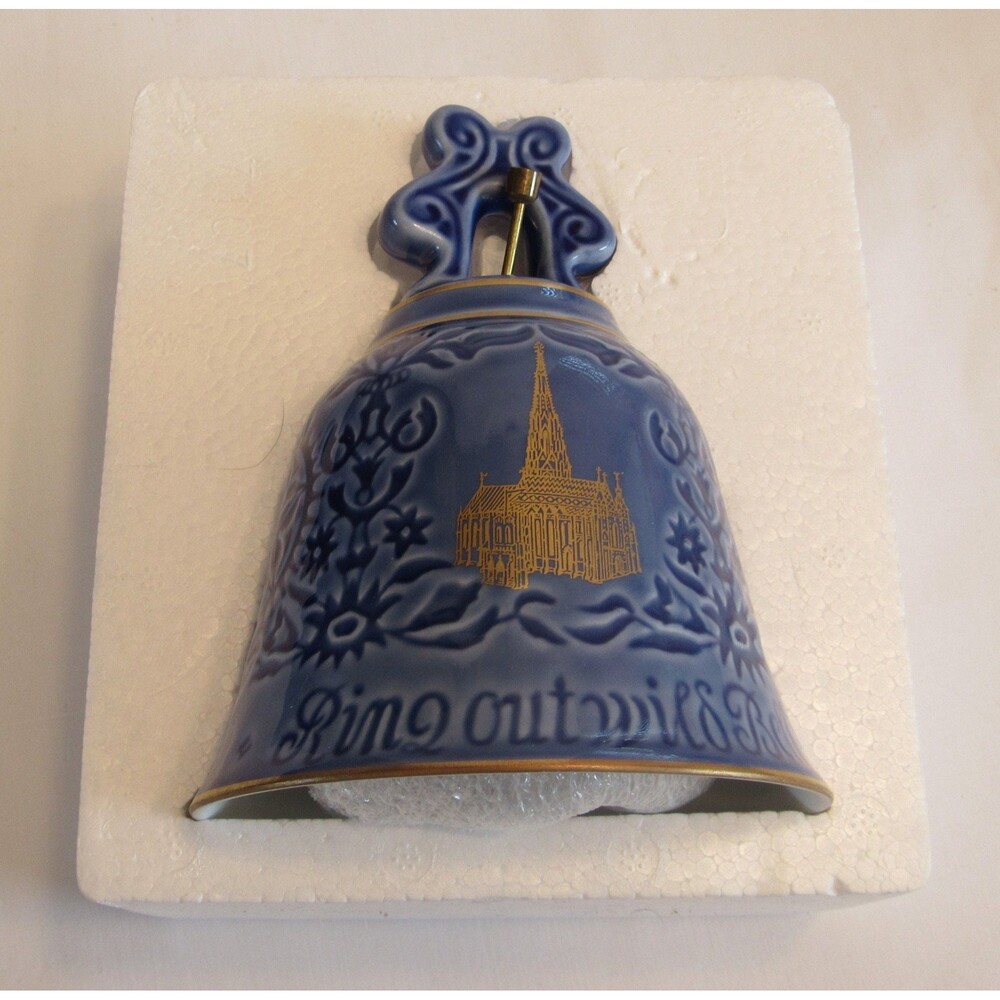 B&G Royal Copenhagen Blue Collectable Porcelain 1982 Bell St. Stephens Cathedral